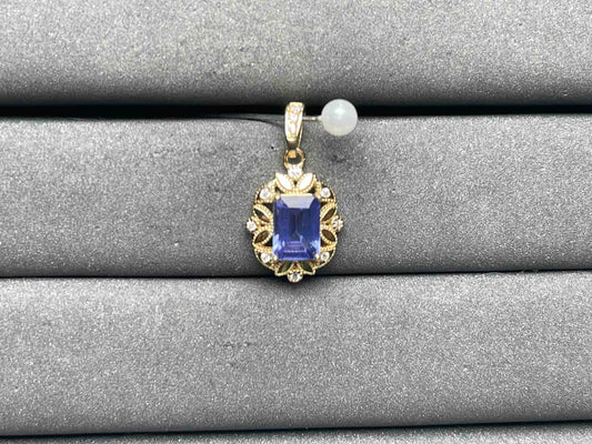 A9039 Tanzanite Pendant