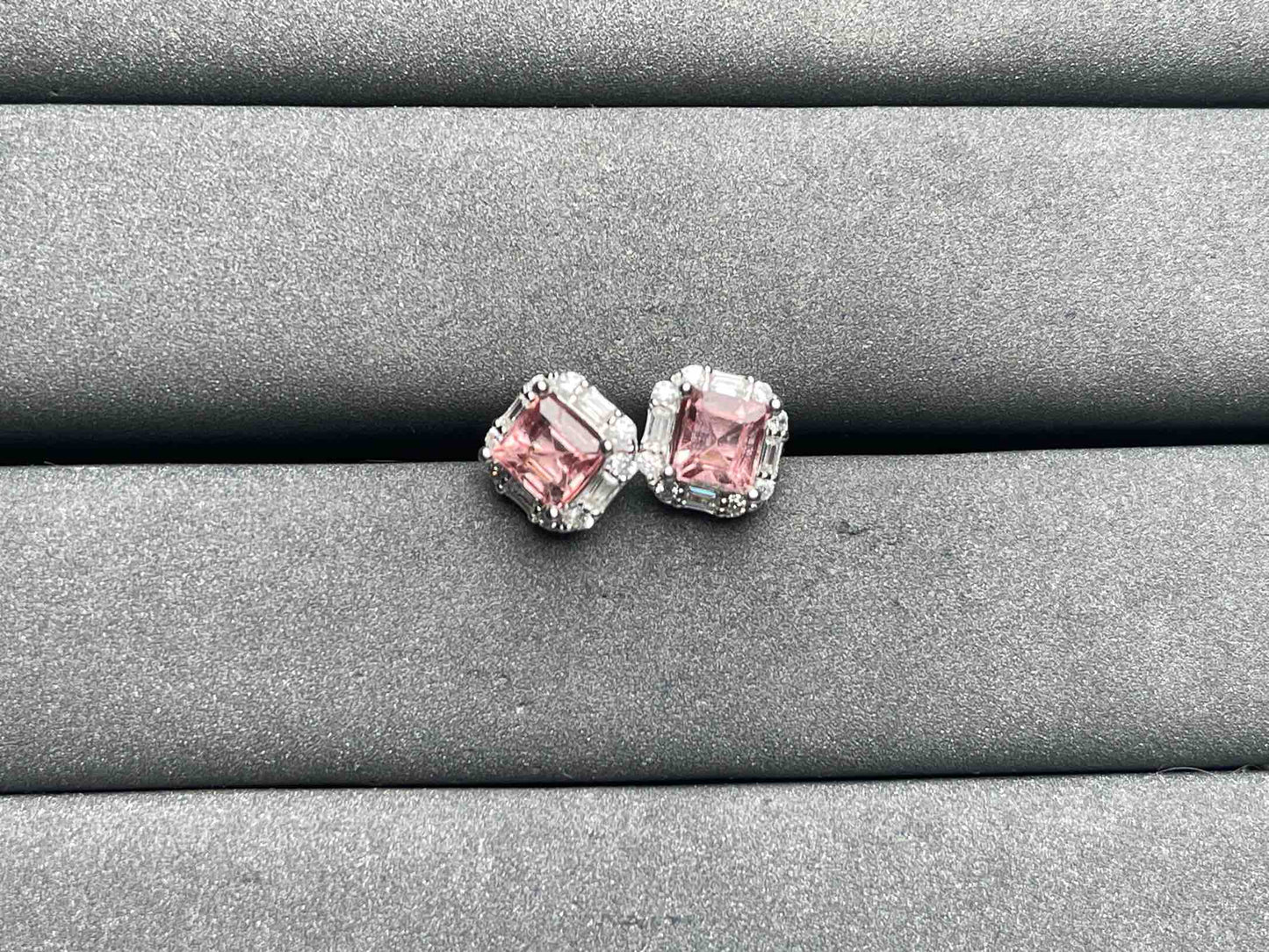 A9047 Spinel Earrings