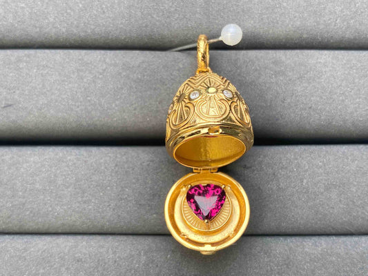 A9063 Garnet Pendant