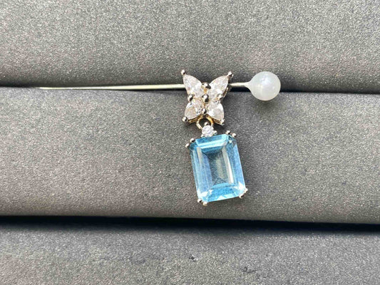 A9067 Topaz Pendant