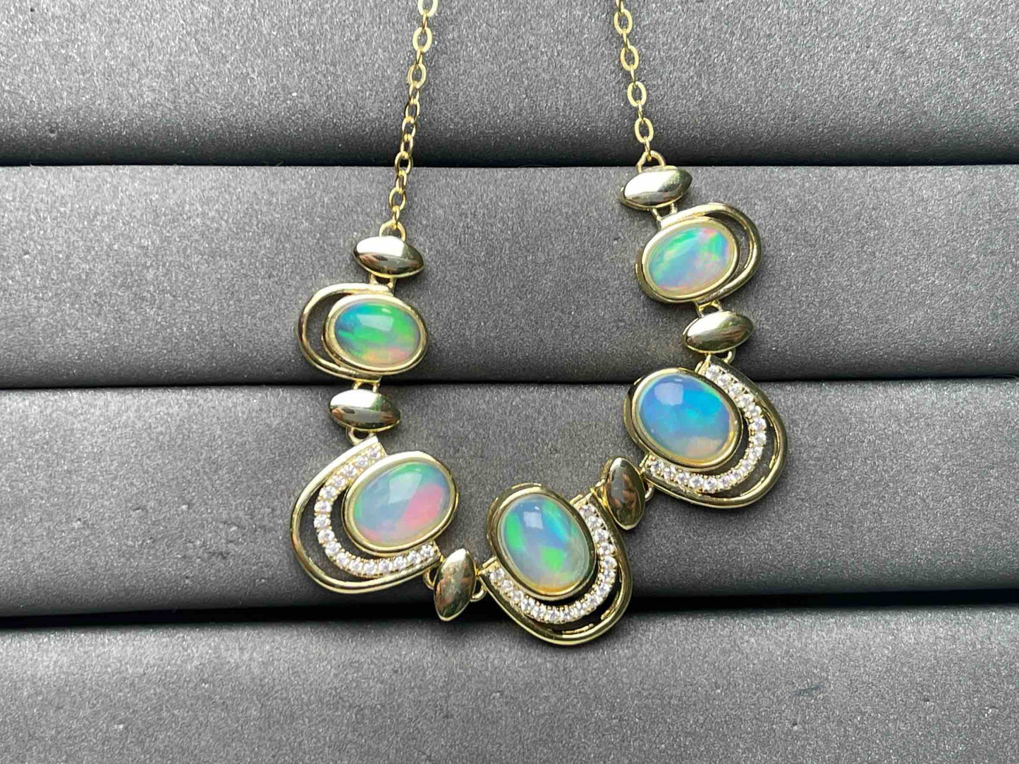 A9125 Opal Necklace