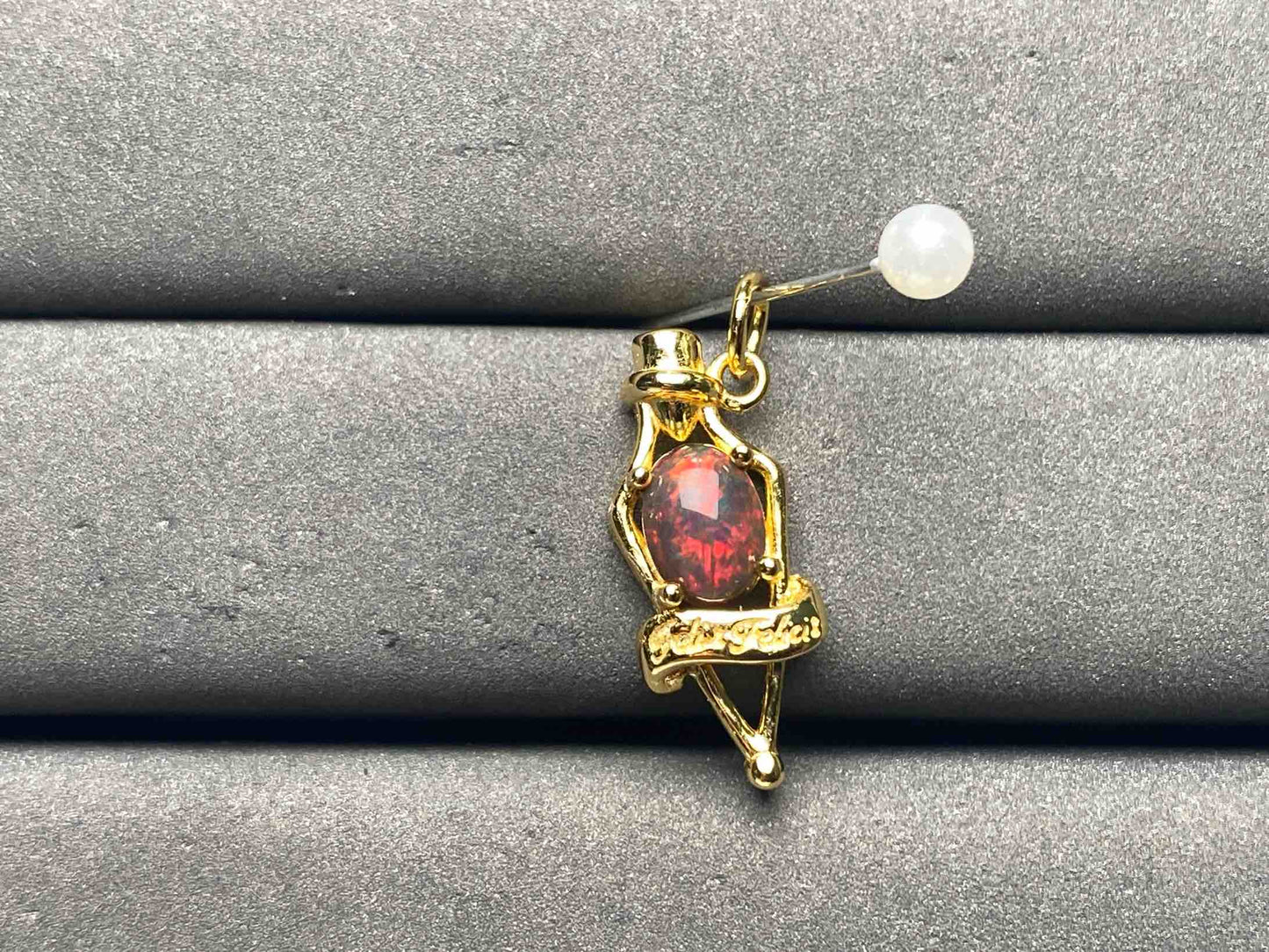 A9201 Opal Pendant
