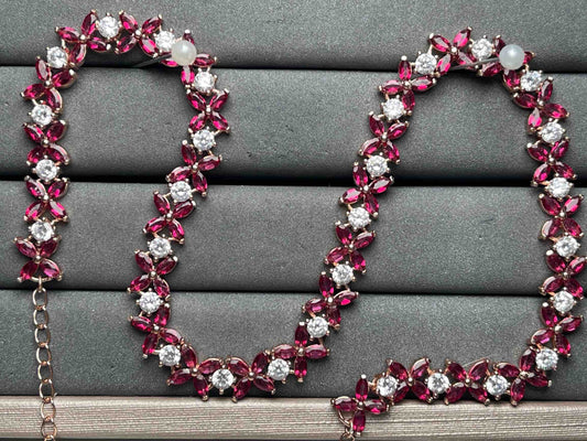 A9216 Garnet Necklace