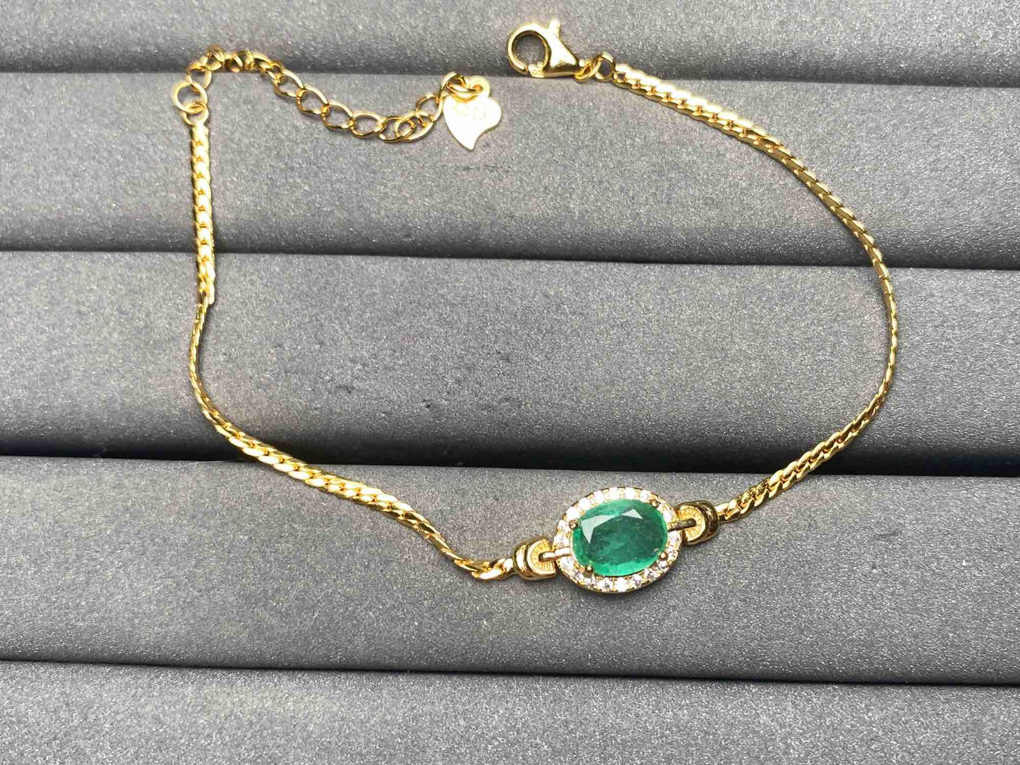 A9272 Emerald Bracelet