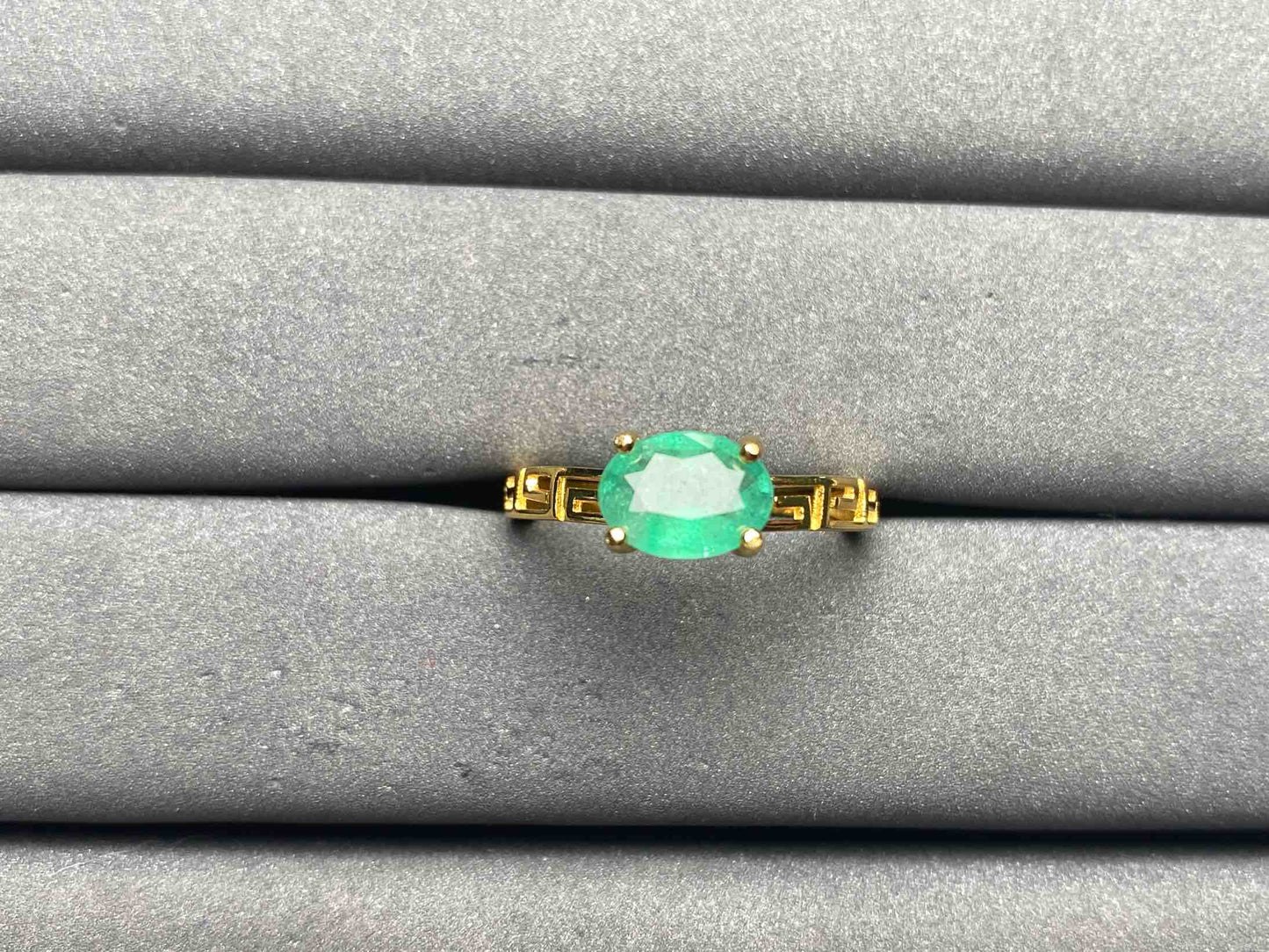 A9275 Emerald Ring