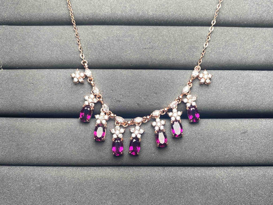 A9295 Garnet Necklace