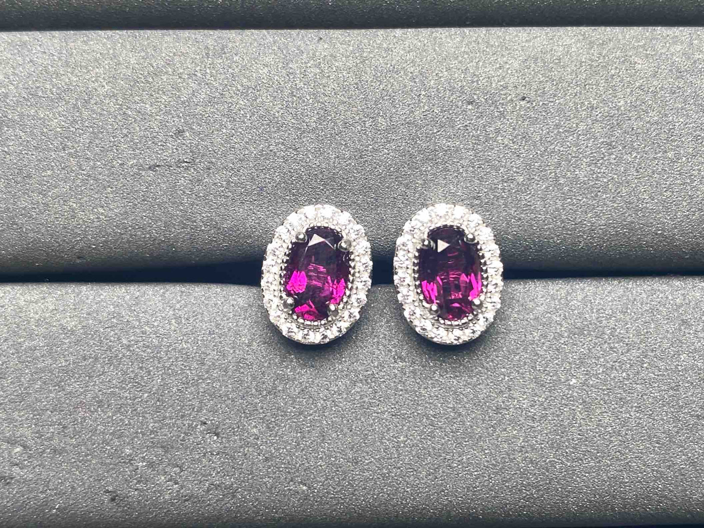 A9300 Garnet Earrings