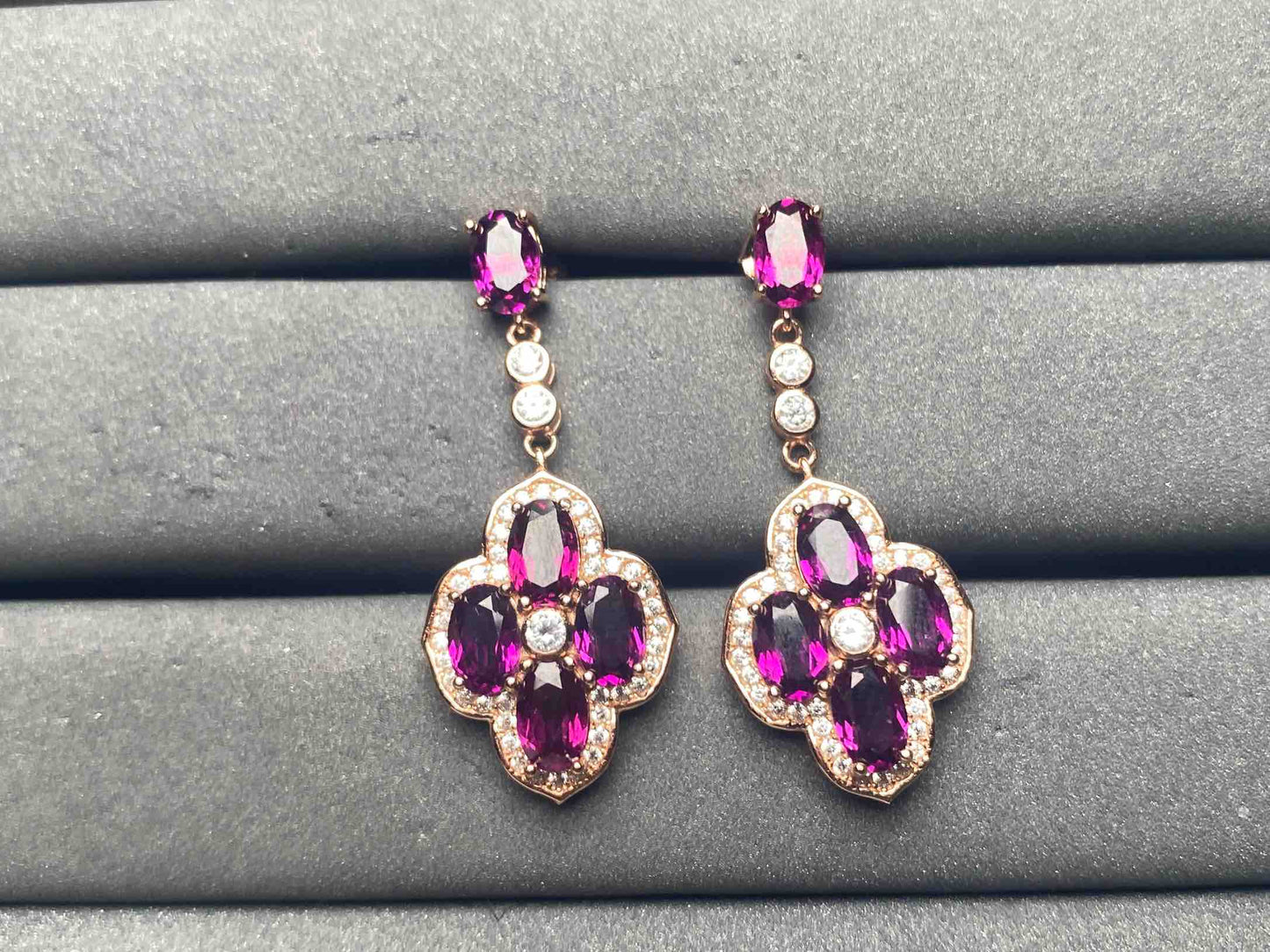 A9306 Garnet Earrings