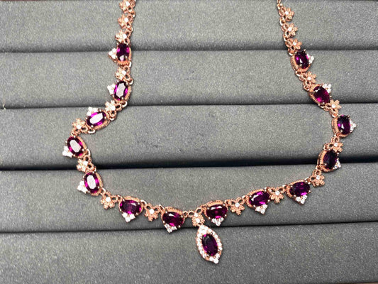 A9324 Garnet Necklace