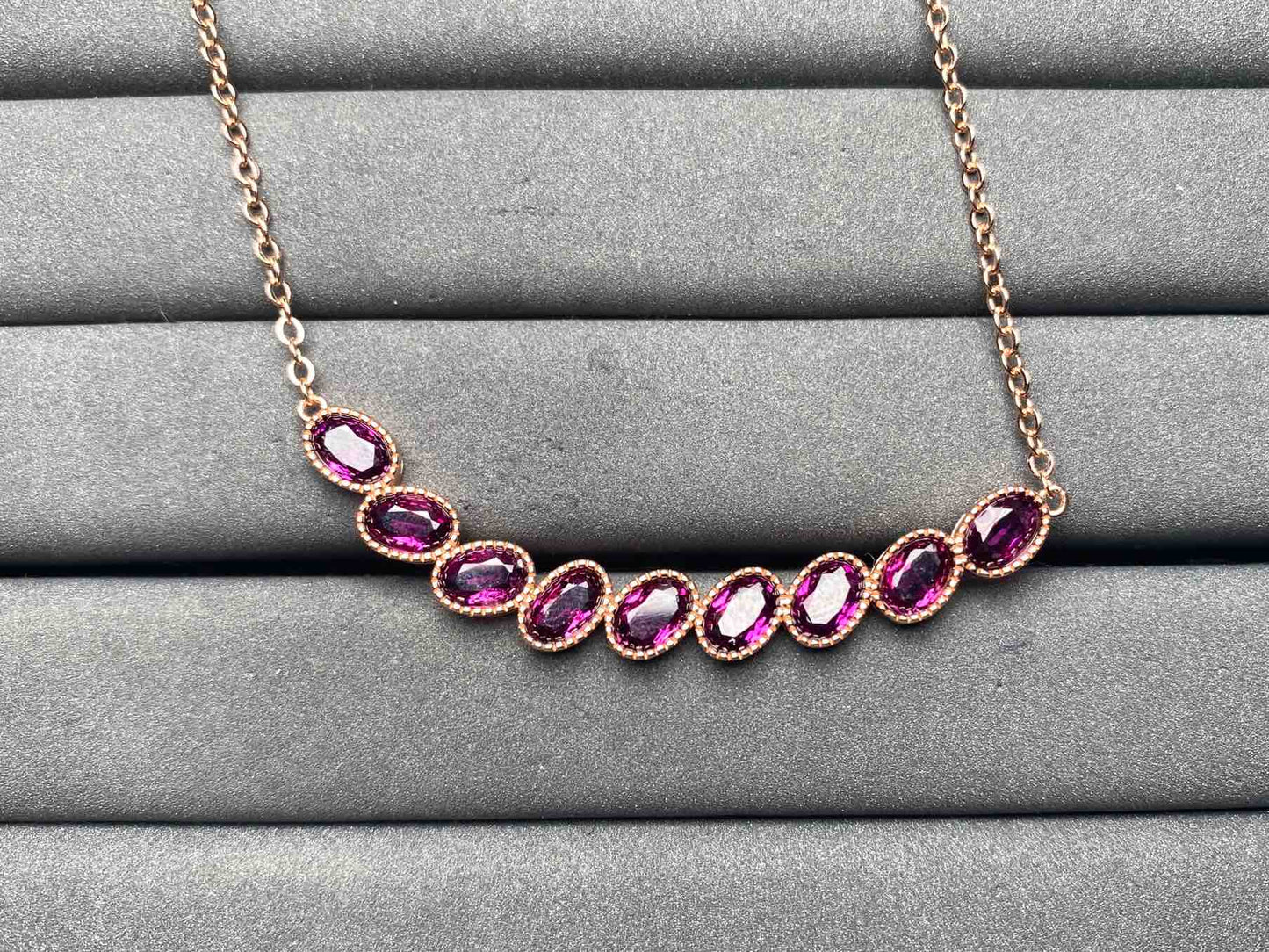 A9326 Garnet Necklace