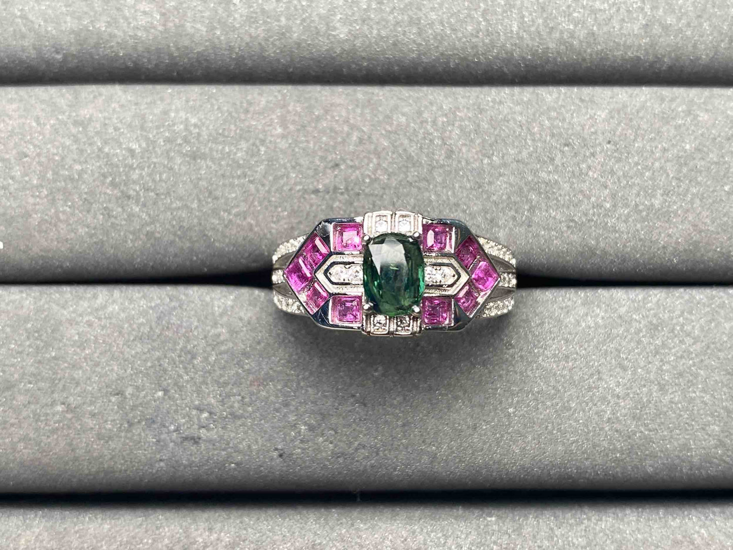 A9380 Teal Sapphire Ring