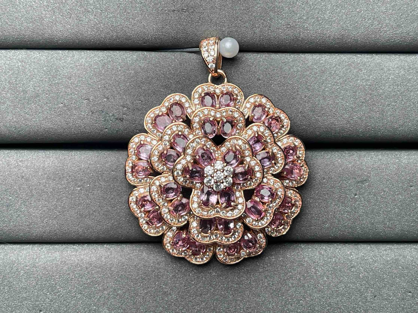 A9480 Sapphire Pendant