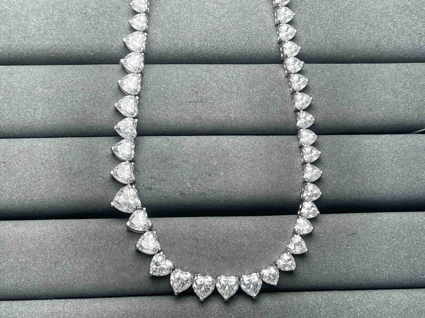 A9506 Sapphire Necklace