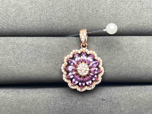 A9525 Sapphire Pendant