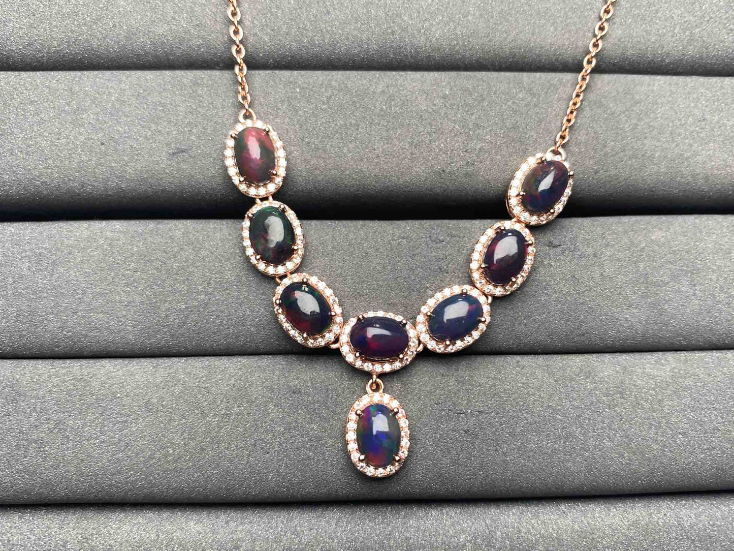 A9552 Opal Necklace