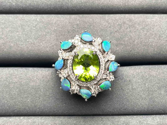 A9601 Peridot Ring