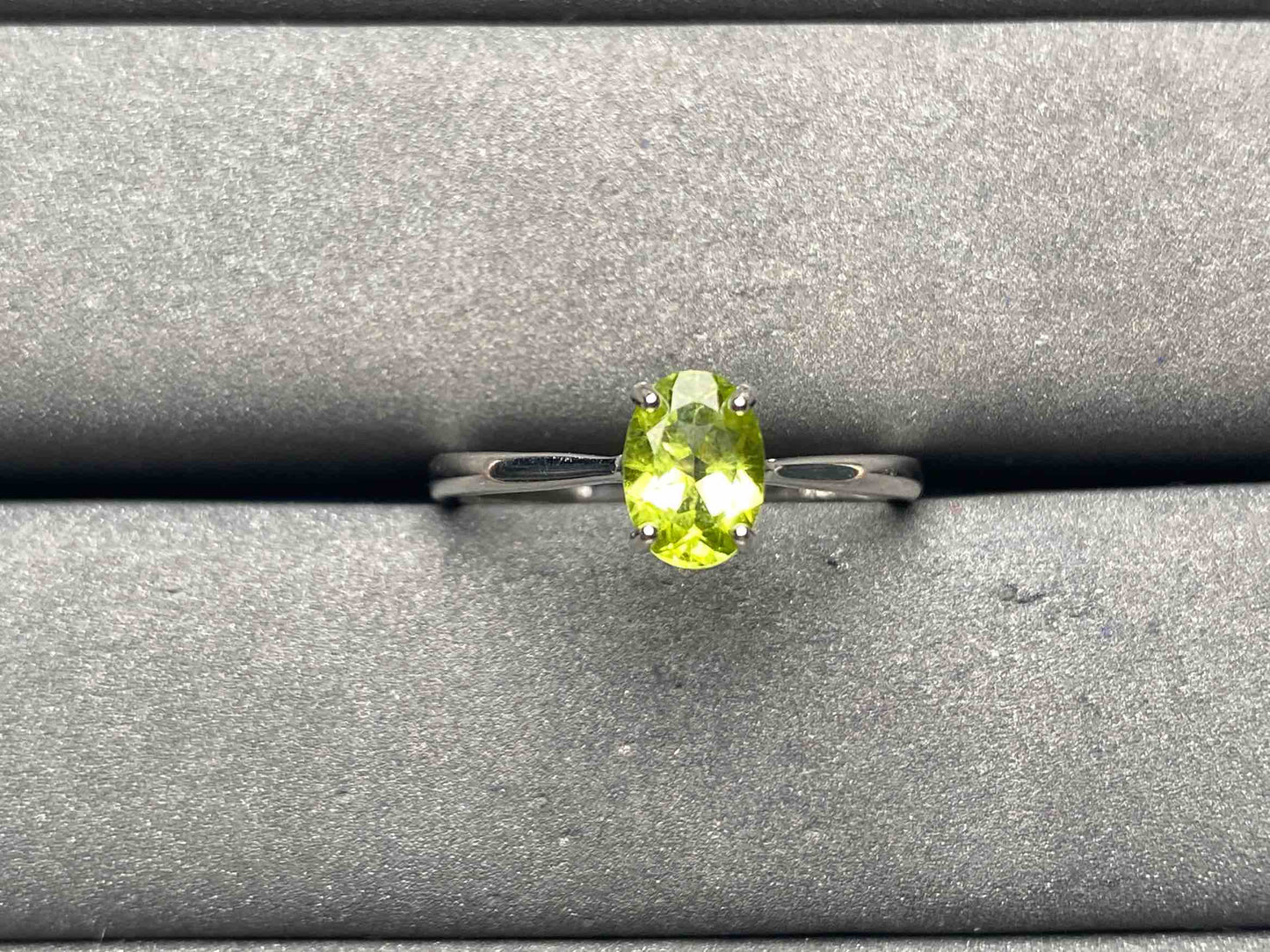 A9610 Peridot Bracelet