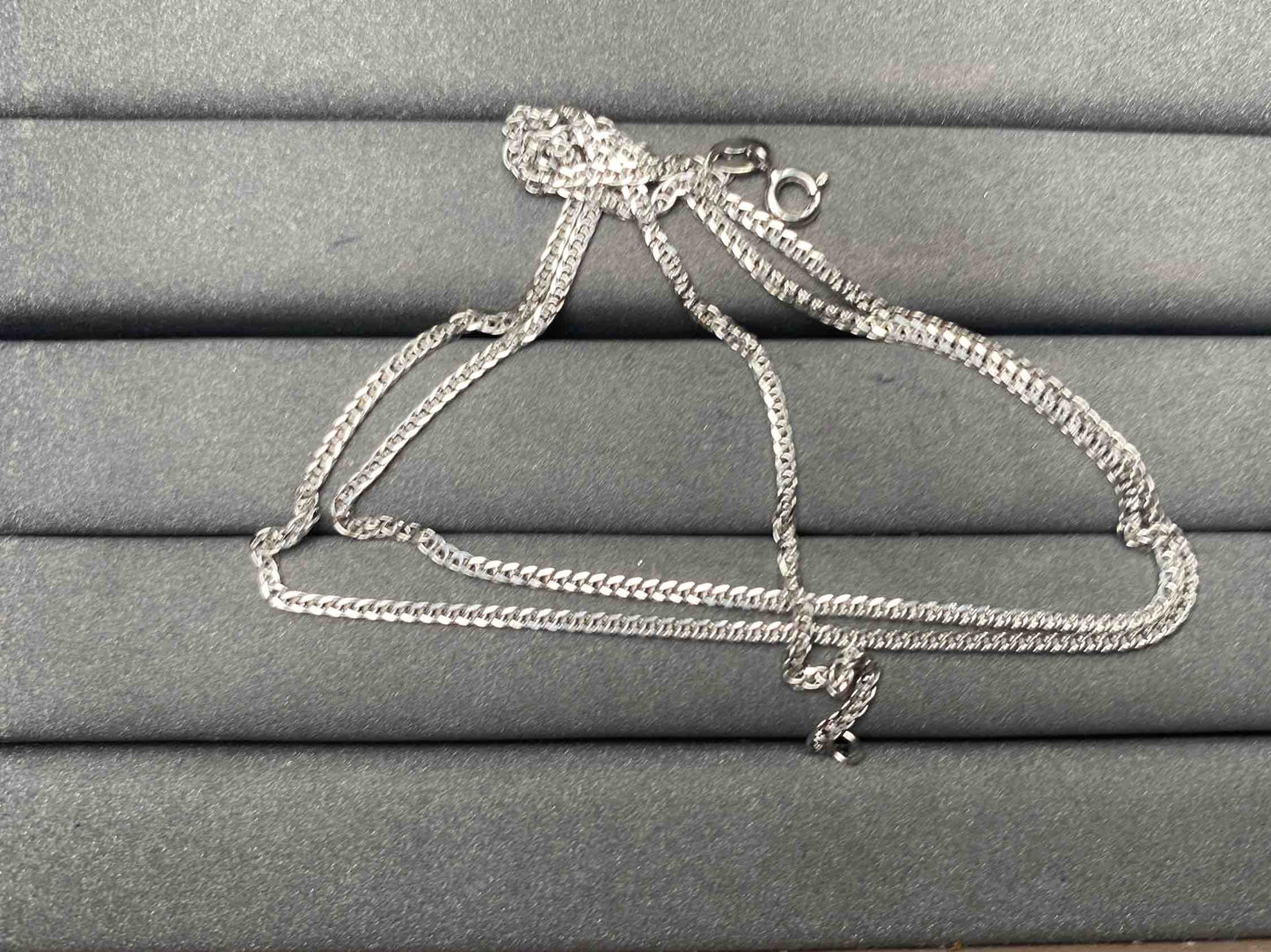 A9647 Chain Necklace