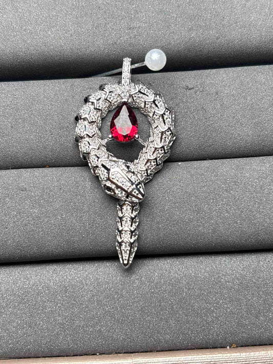 A9666 Garnet Pendant