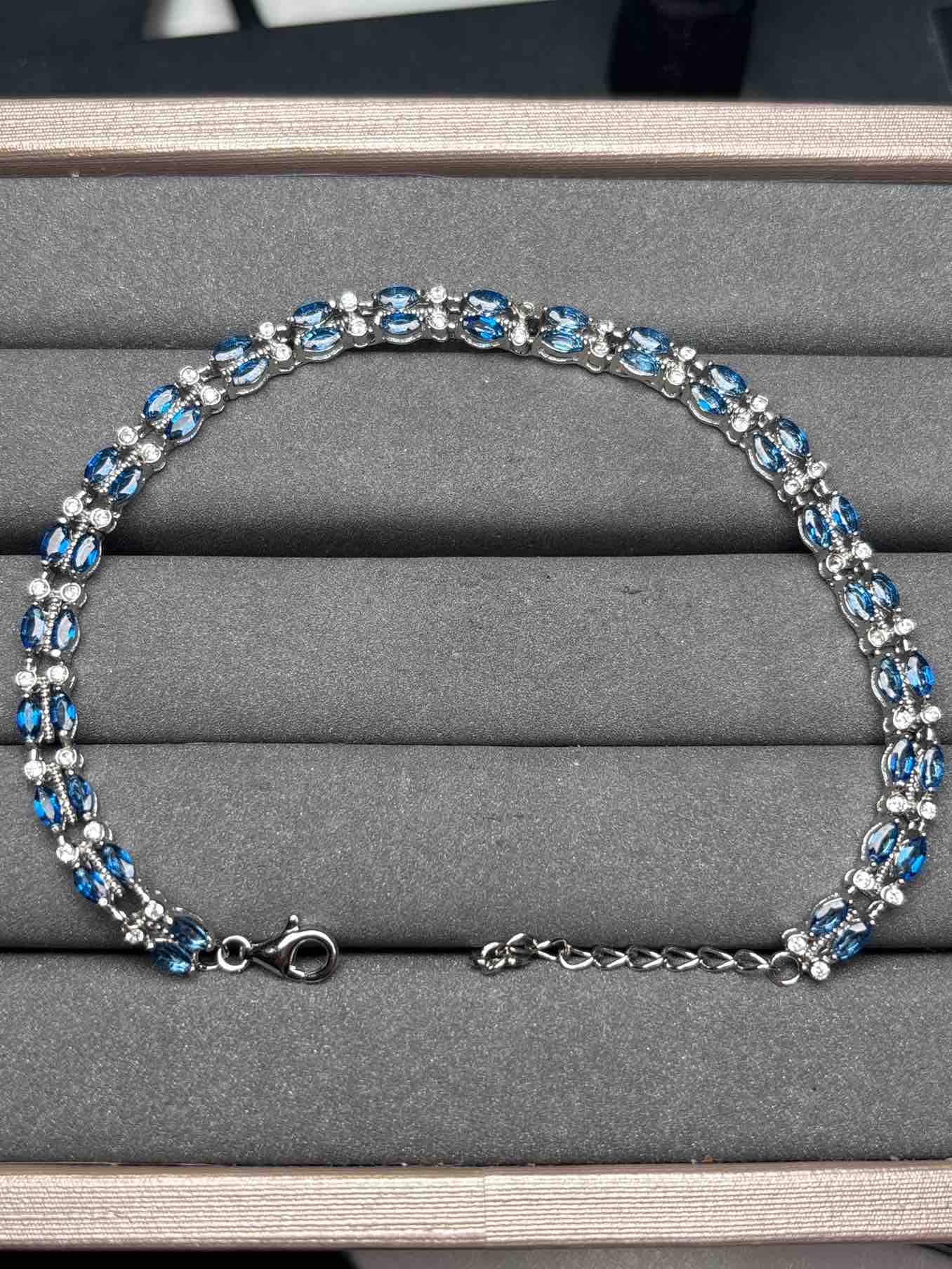 A9681 Topaz Bracelet