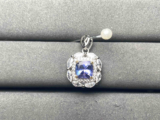 A9701 Tanzanite Pendant