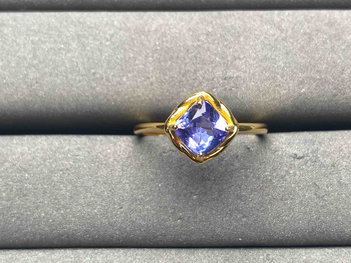 A9712 Tanzanite Ring