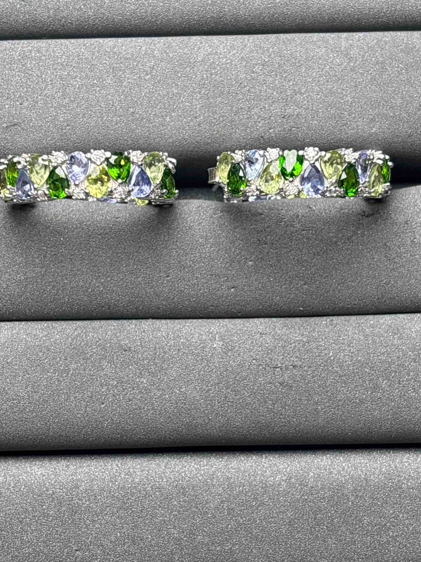 A9725 Peridot Earrings