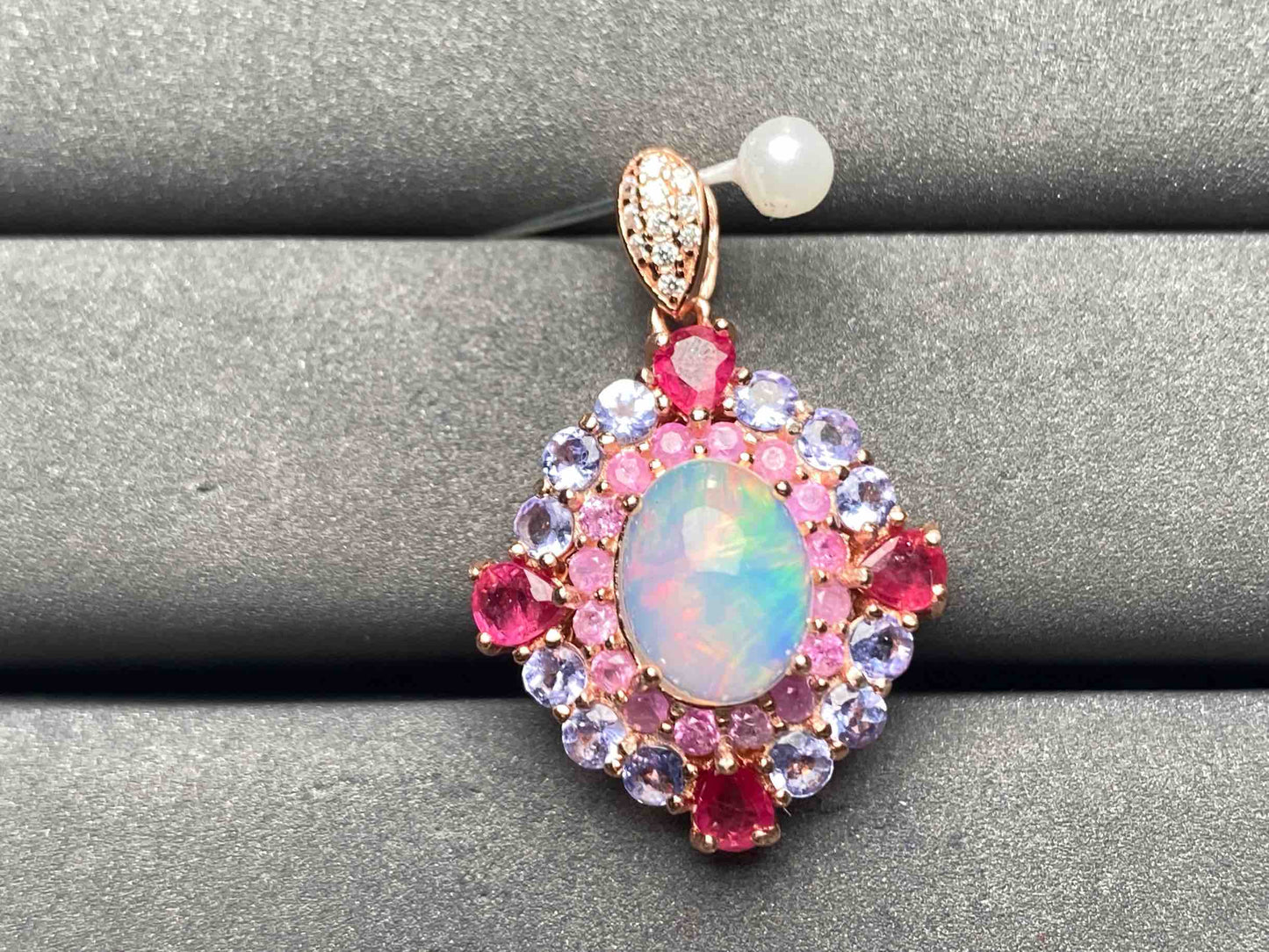 A9741 Opal Pendant
