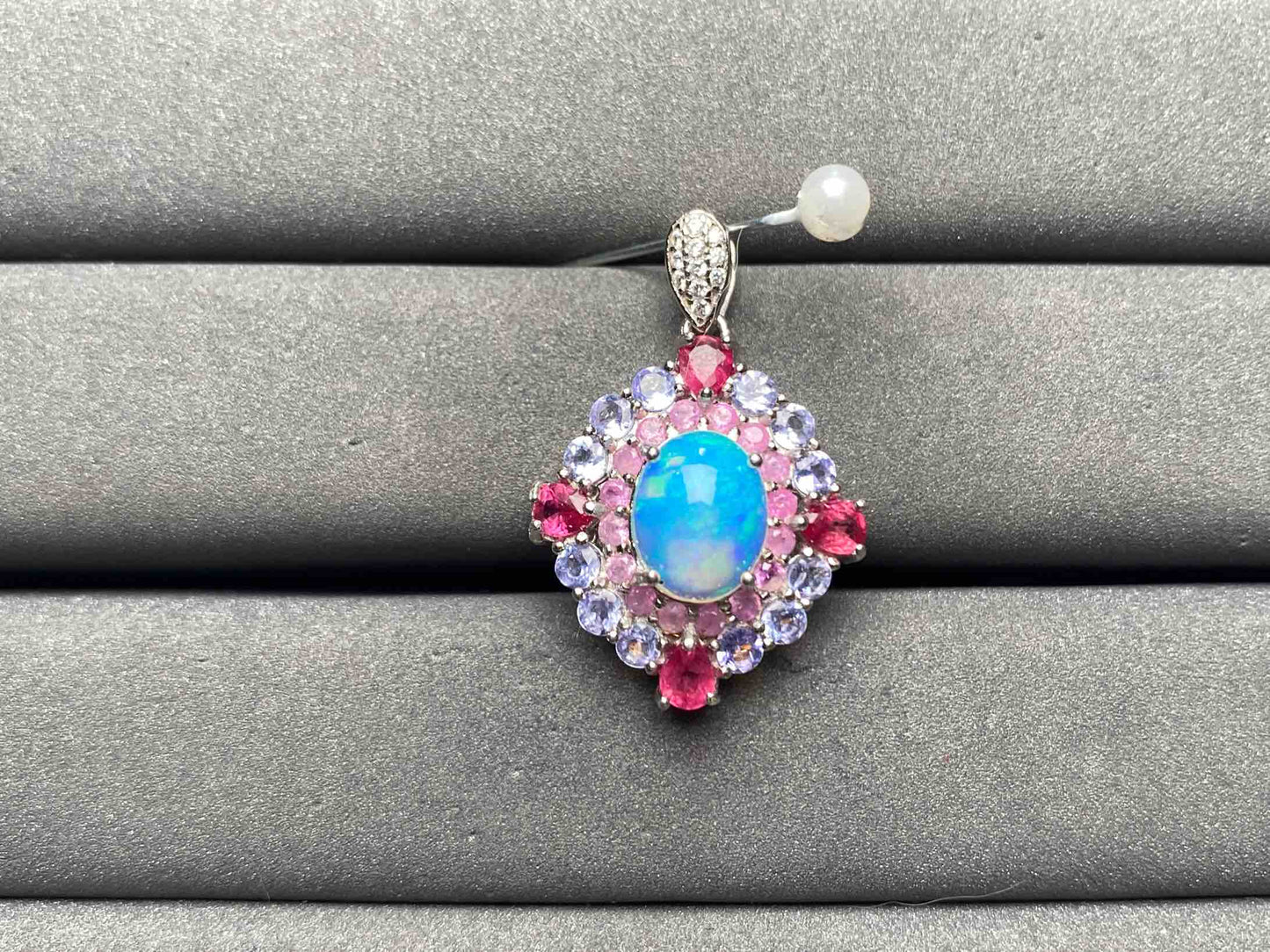 A9742 Opal Pendant