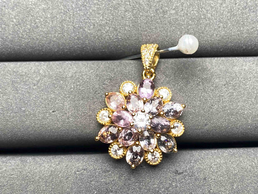 A9764 Spinel Pendant