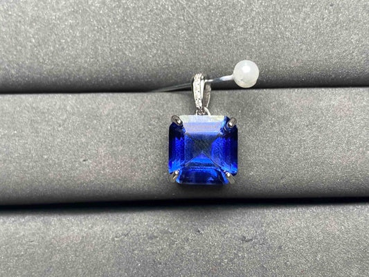 A9774 Tanzanite Topaz Pendant