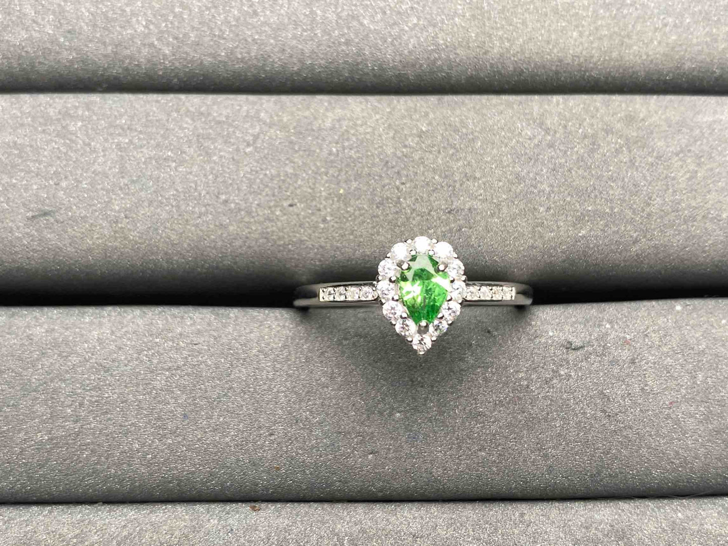 A9811 Tsavorite Ring