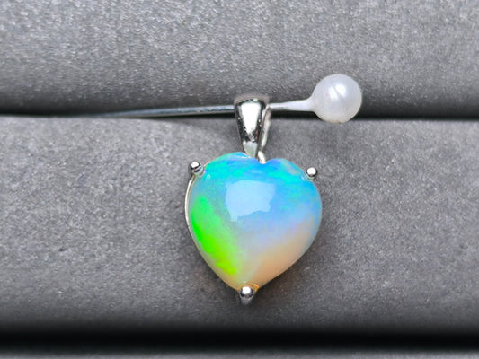 A9868 Opal Pendant