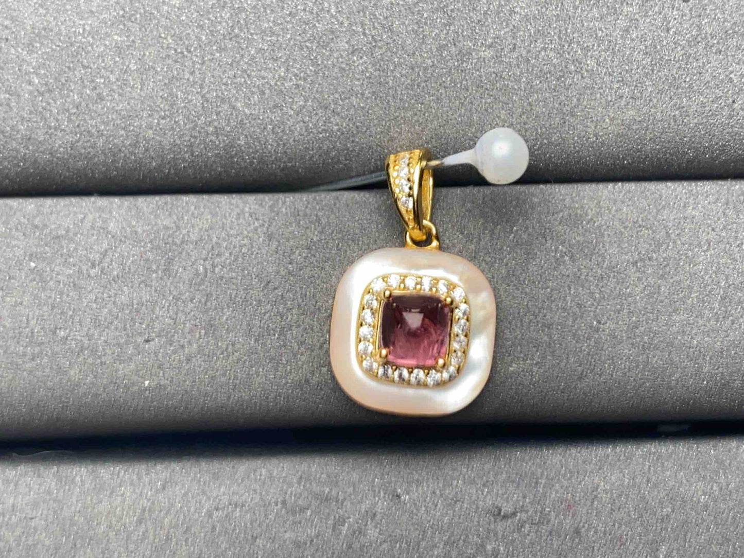 A9956 Pink Spinel Pendant