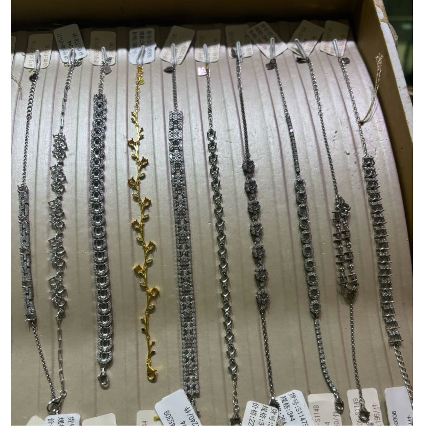 Oval Shape 3*4mm - 0004 Choose Settings