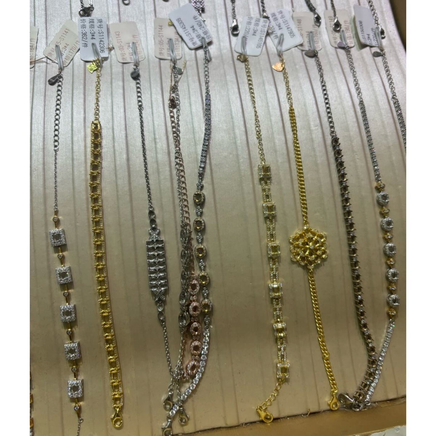 Oval Shape 3*4mm - 0004 Choose Settings