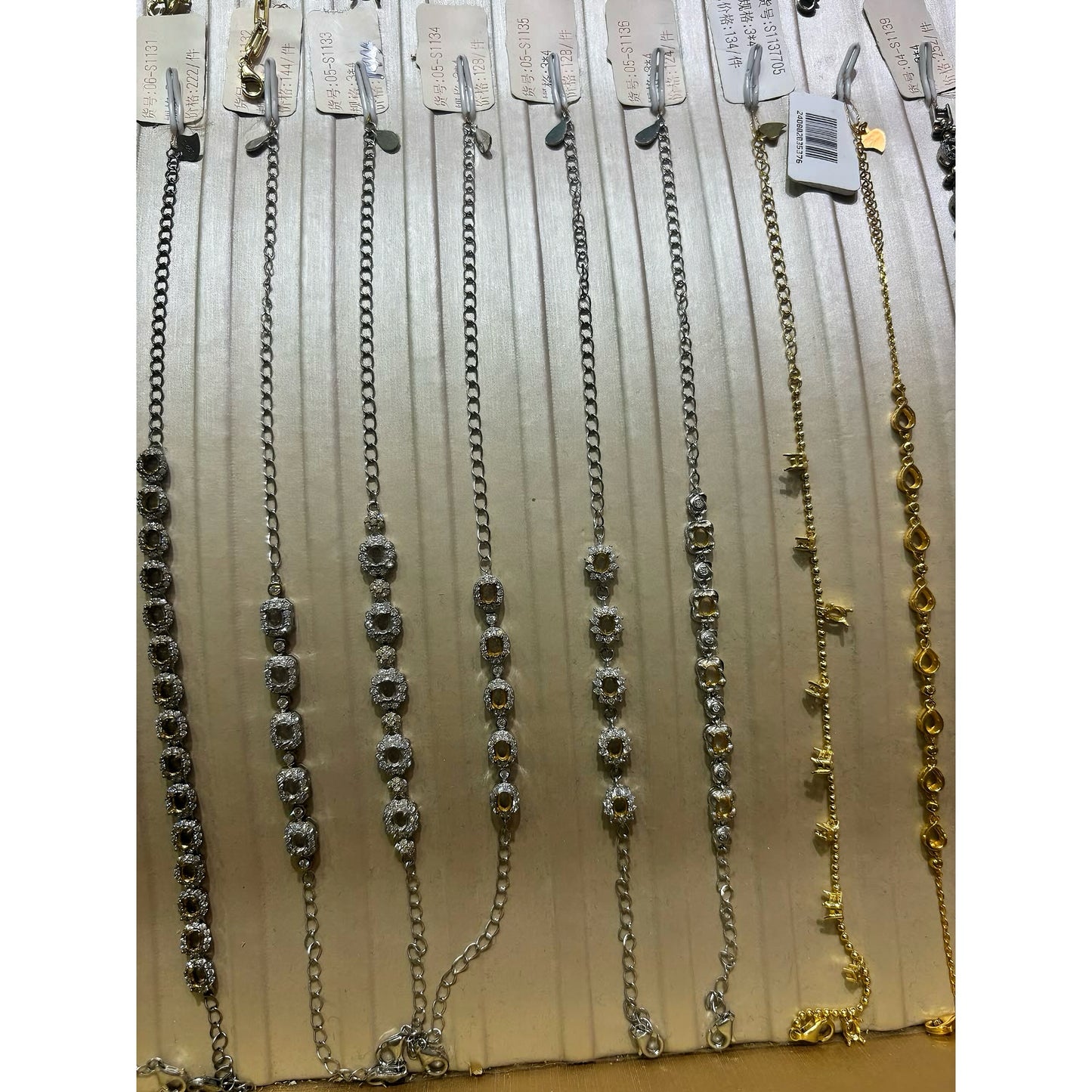 Oval Shape 3*4mm - 0004 Choose Settings