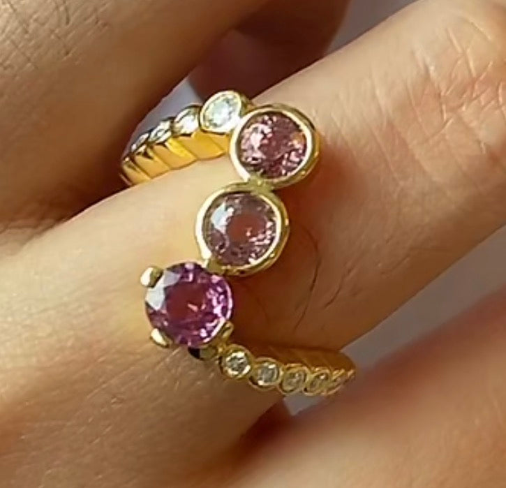 G220 Cassie Lynn Silver Color us8 Malaya Garnet