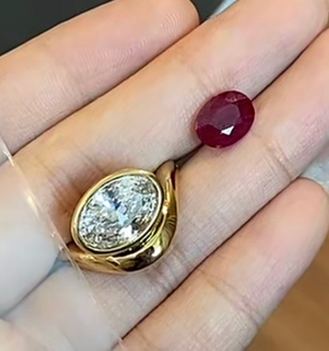 G115 Gail Neth gold color us2 with ruby