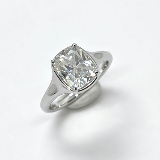 FF003 Ring Clear Moissanite | Amethyst S001