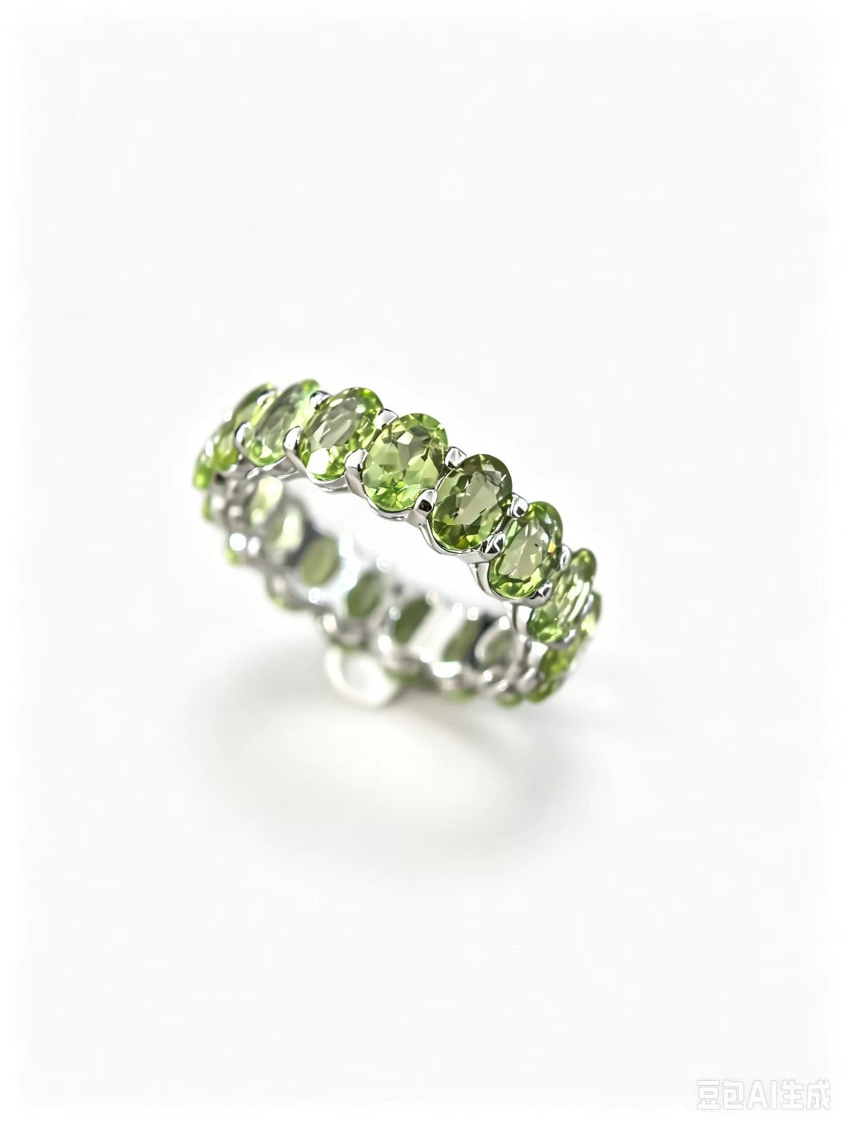 FF008 S925 Silver Ring Peridot