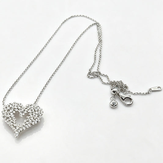 HT02P Heart Necklace Clear Moissanite S003