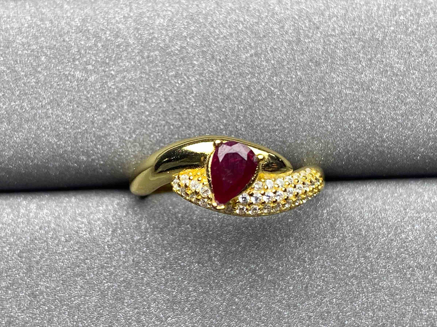 3043 Ruby Ring