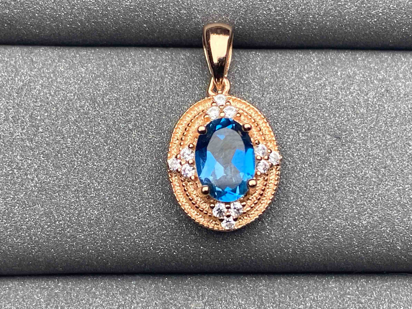 2914 Topaz Pendant