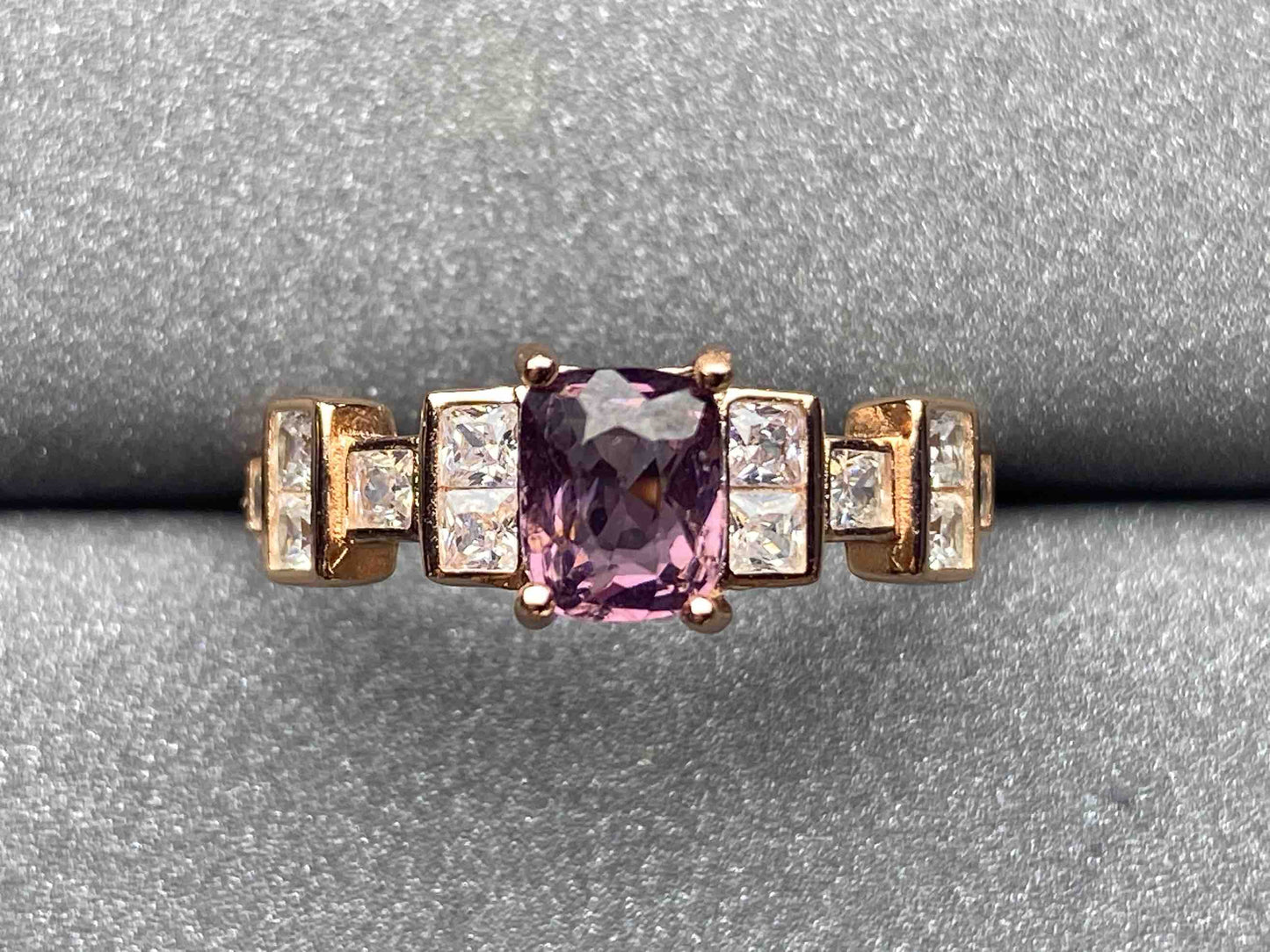 3092 Spinel Ring