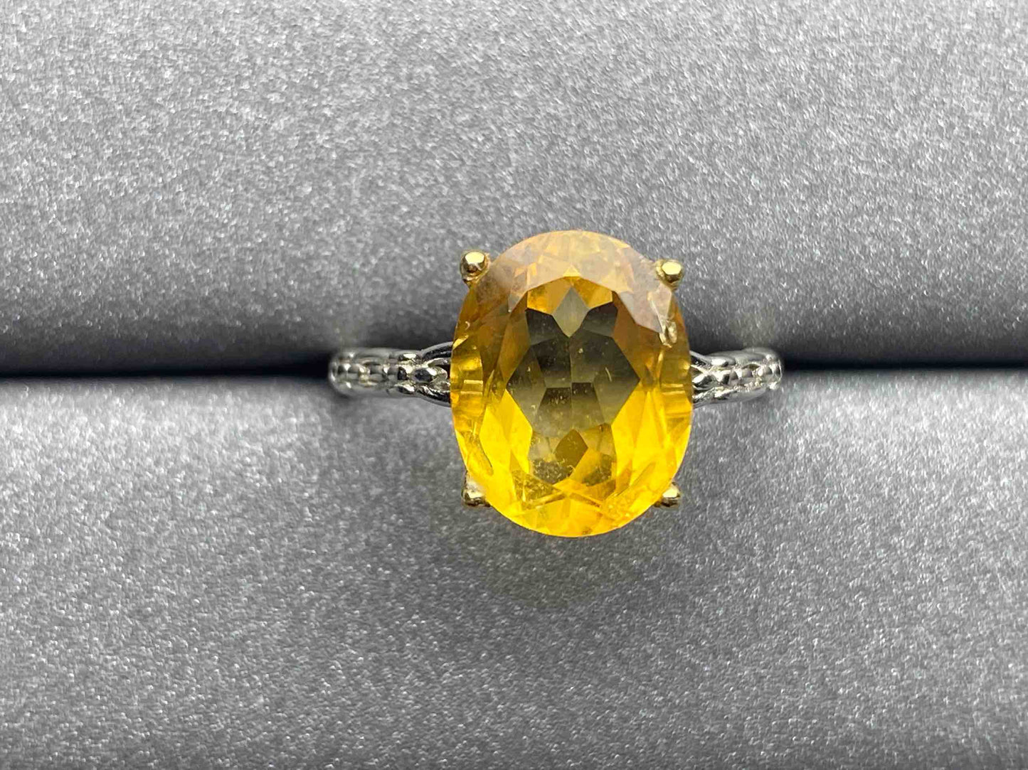 2946 Citrine Ring