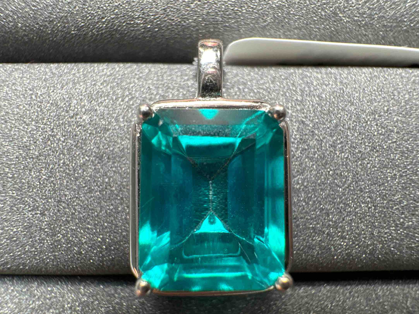 2211 Topaz Pendant