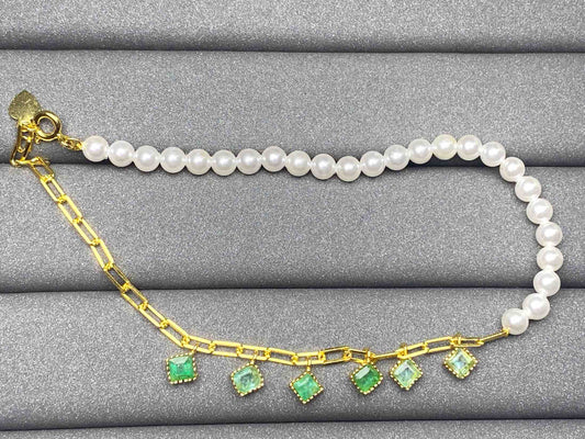3220 Emerald Bracelet