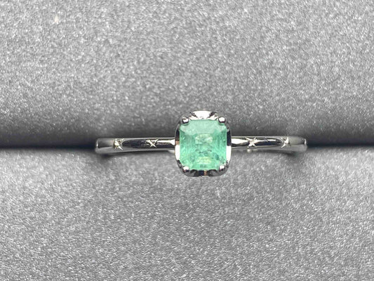 3236 Emerald Ring