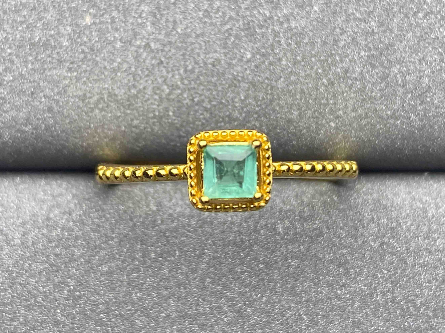 3259 Emerald Ring